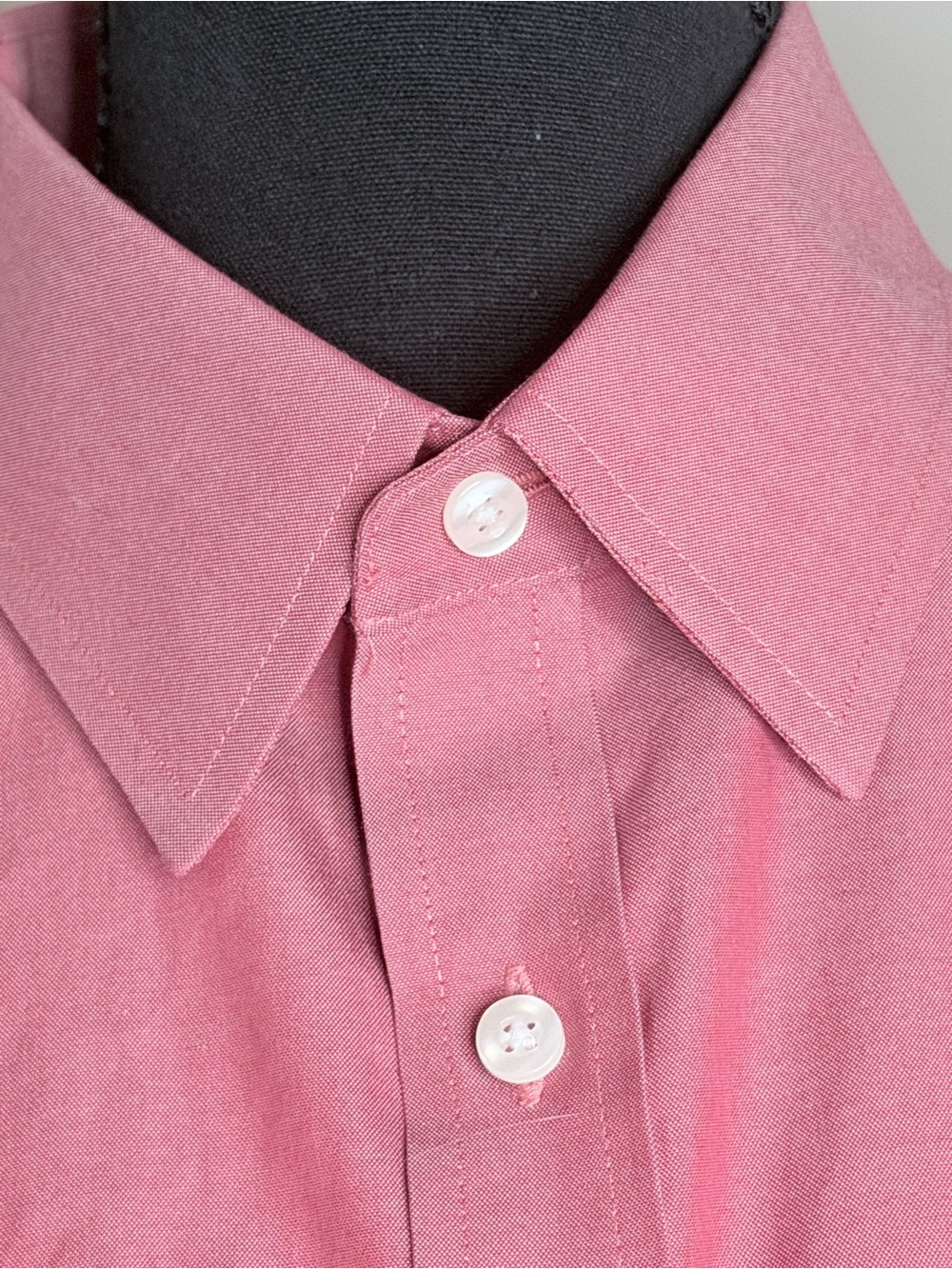 Roundtree & Yorke Gold Label Men's 16/33 Slim Red Non-Iron Cotton Button-Up